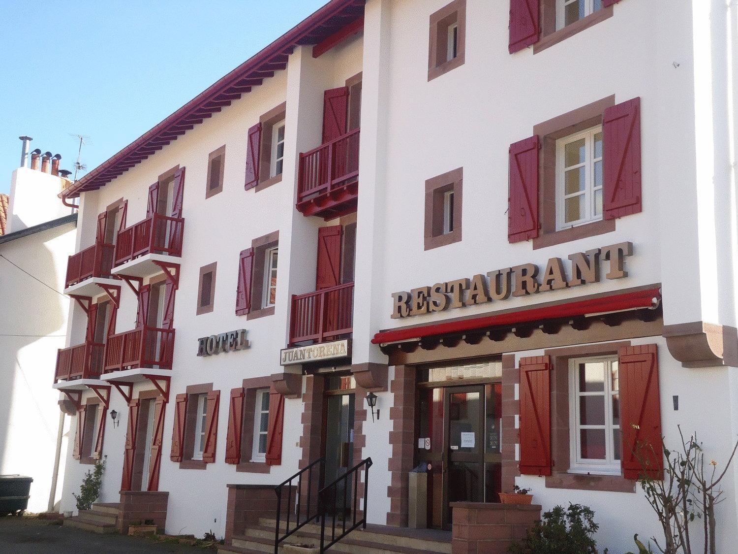 Hotel Juantorena Saint-Etienne-de-Baigorry Eksteriør bilde