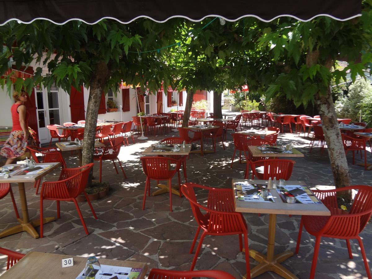Hotel Juantorena Saint-Etienne-de-Baigorry Eksteriør bilde